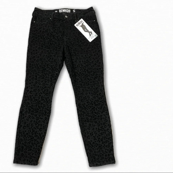 Macys Rewash high rise leopard print skinny pants - Picture 2 of 7
